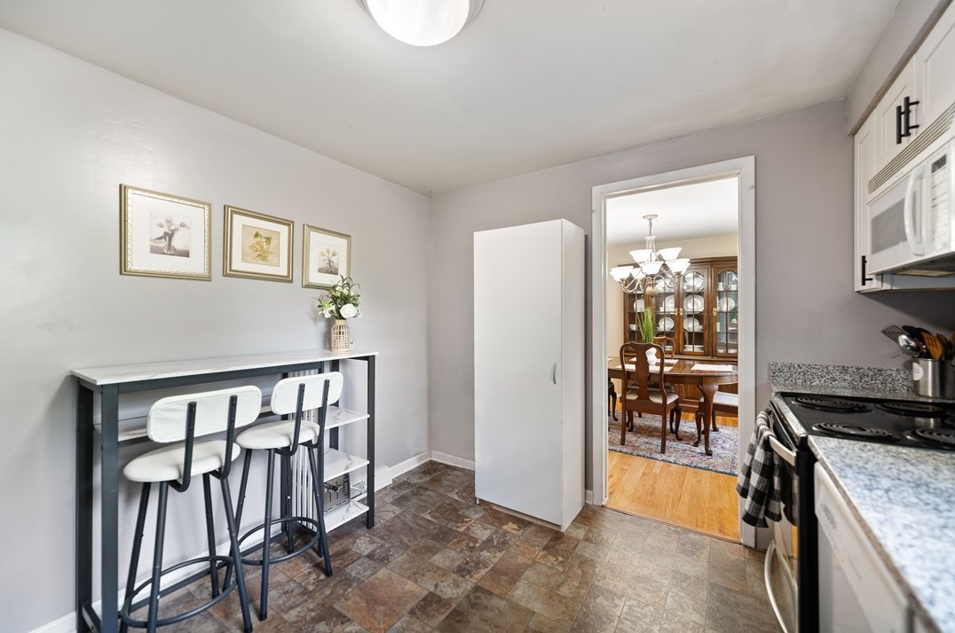 161 Sun Rdg Dr, Pittsburgh PA  15234 exterior