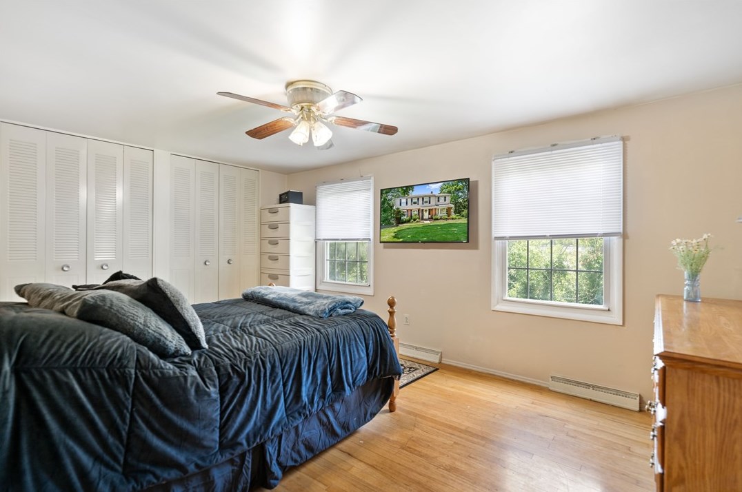 161 Sun Rdg Dr, Pittsburgh PA  15234 exterior