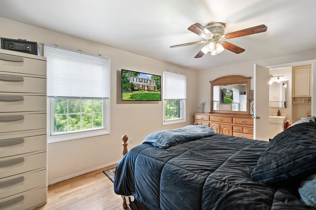 161 Sun Rdg Dr, Pittsburgh PA  15234 exterior