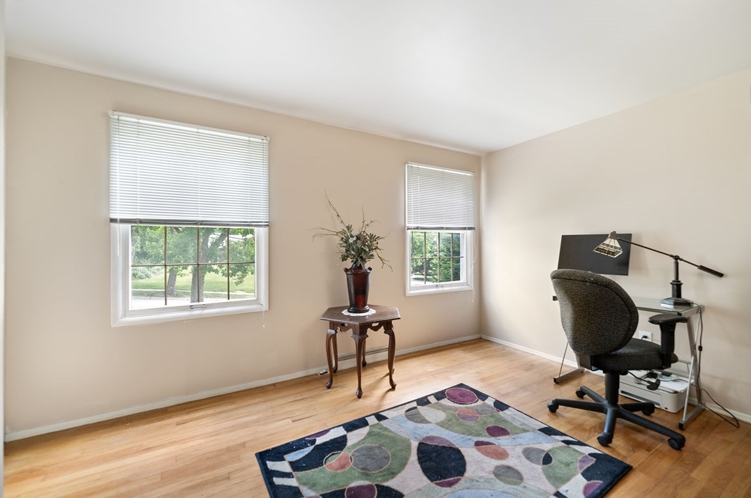 161 Sun Rdg Dr, Pittsburgh PA  15234 exterior