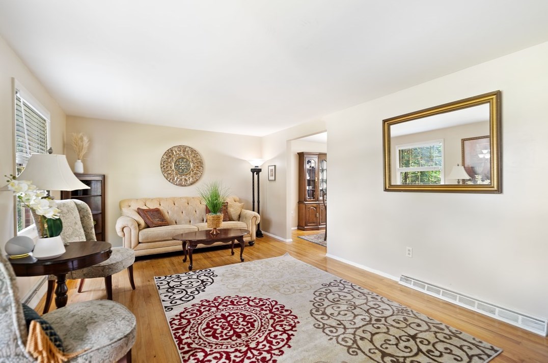 161 Sun Ridge Dr, Pittsburgh PA  15234 exterior