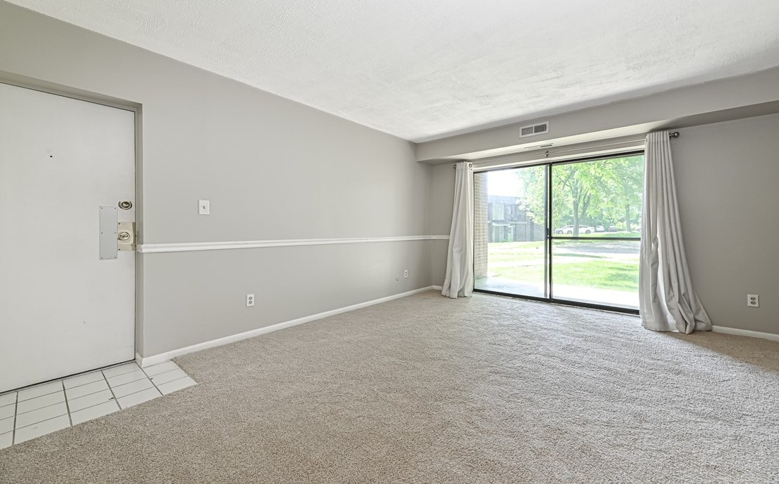 701 College Park Dr #1, Moon Twp, PA 15108