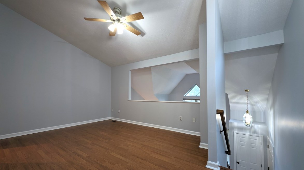 901 Berrington Ct, Bethel Park PA  15102-3182 exterior