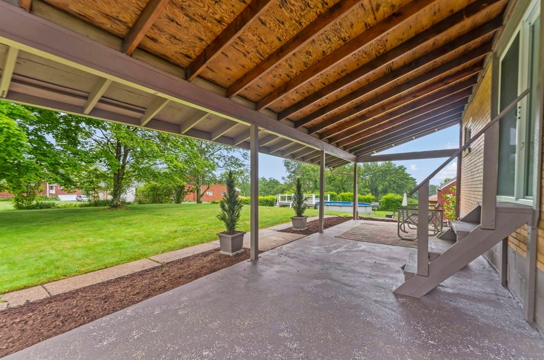 4802 Lolly Dr, Monroeville PA 15146-3628 exterior