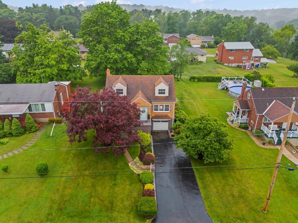 4802 Lolly Dr, Monroeville PA 15146-3628 exterior