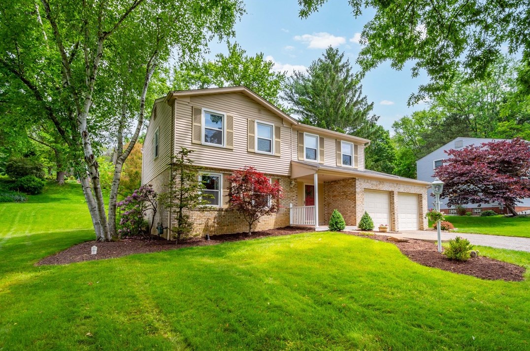 291 Casa Dr, Pittsburgh, PA 15241-1709