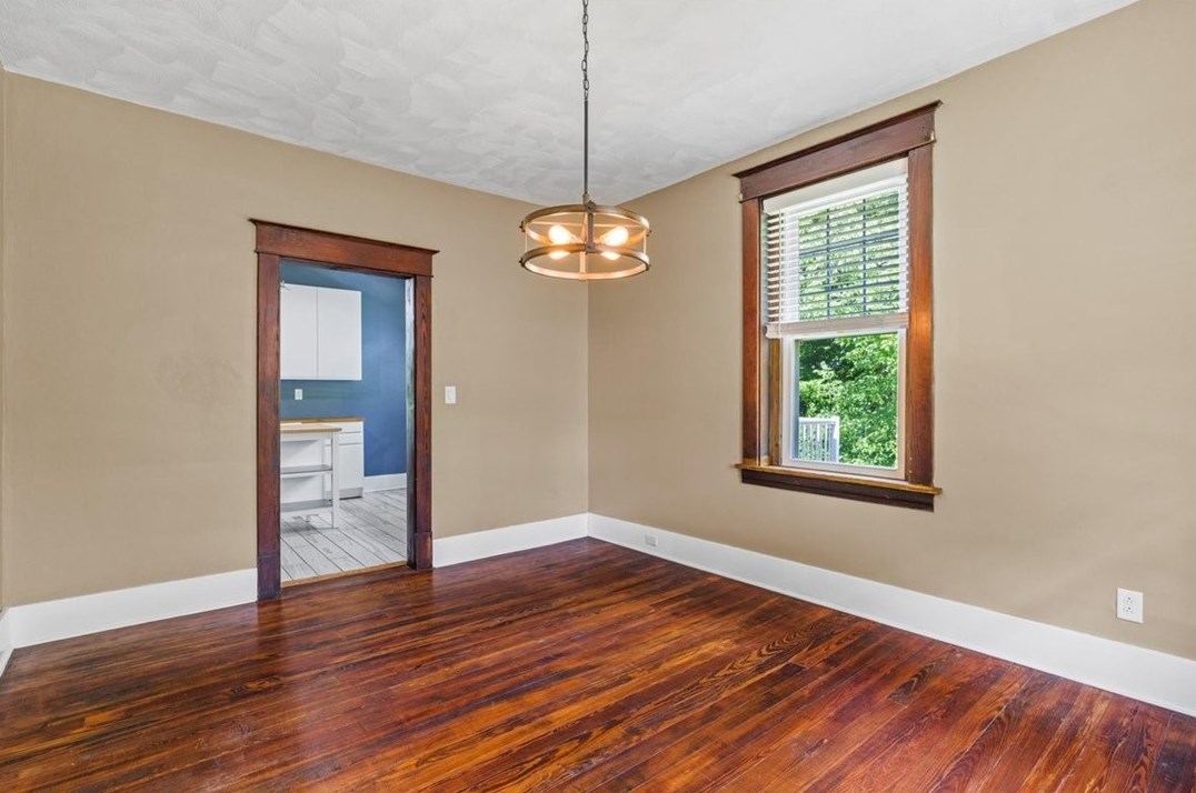 4354 Armorhill Ave, Whitaker PA  15120-1203 exterior