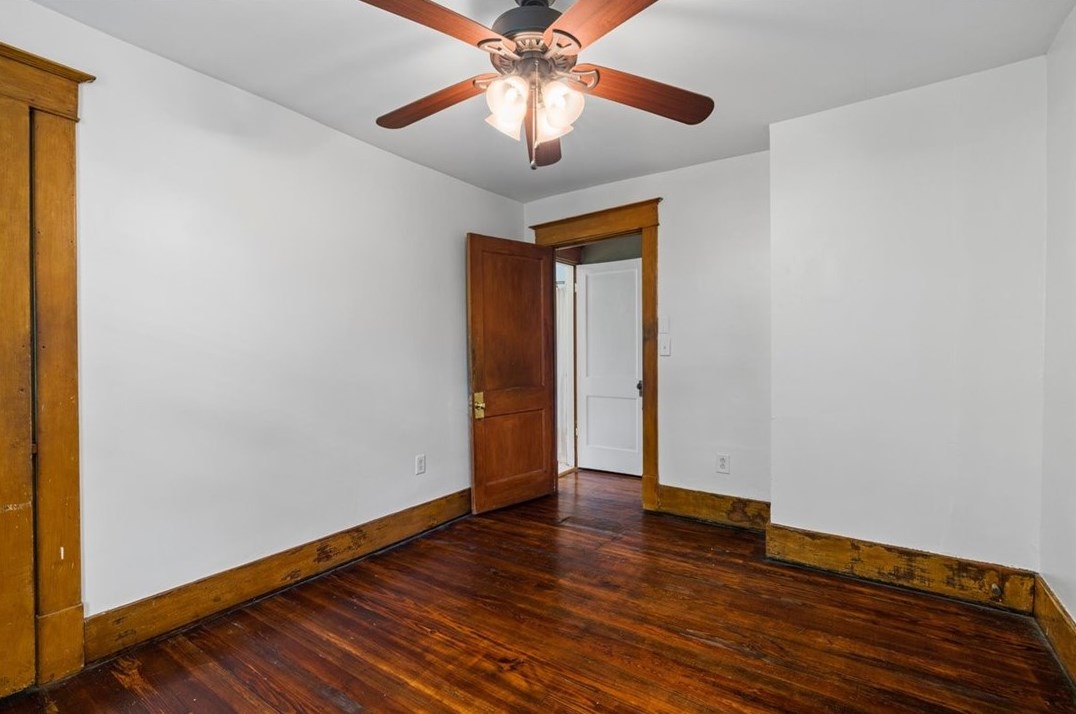 4354 Armorhill Ave, Whitaker PA  15120-1203 exterior