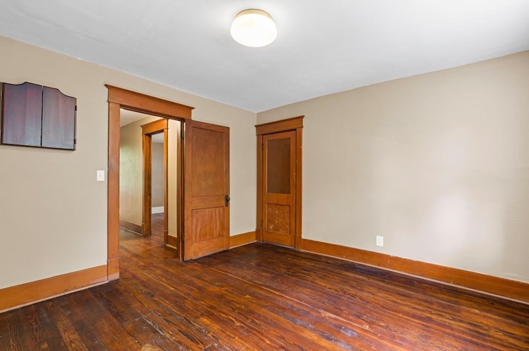 4354 Armorhill Ave, Whitaker PA  15120-1203 exterior