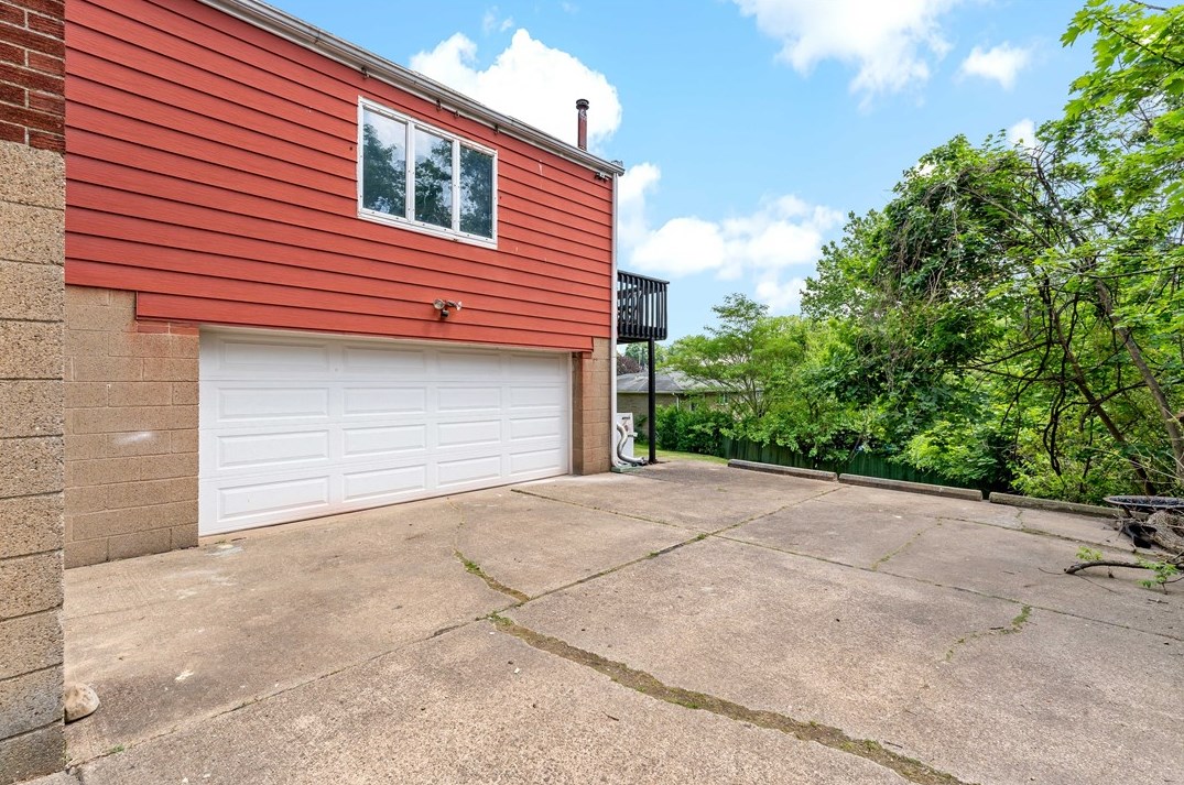 5928 Heberton Dr, Verona PA  15147-3325 exterior
