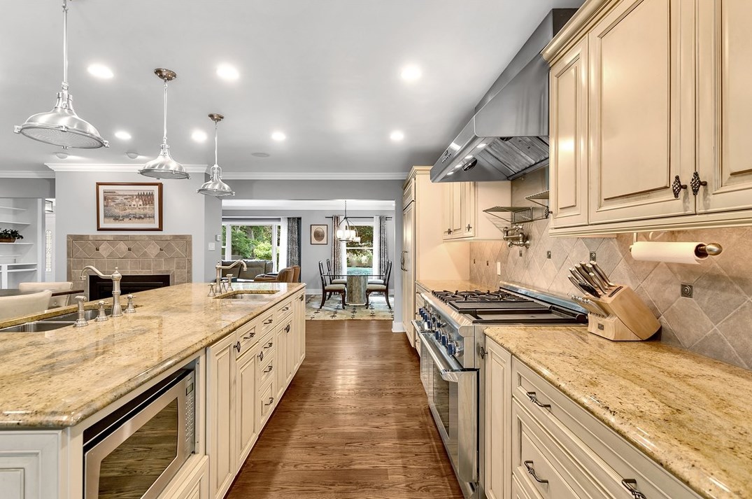 4901 Simmons Cir, Export PA  15632-9330 exterior