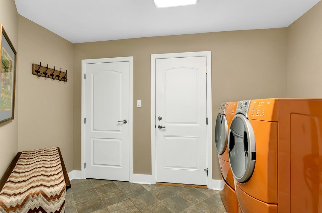 4901 Simmons Cir, Export PA  15632-9330 exterior