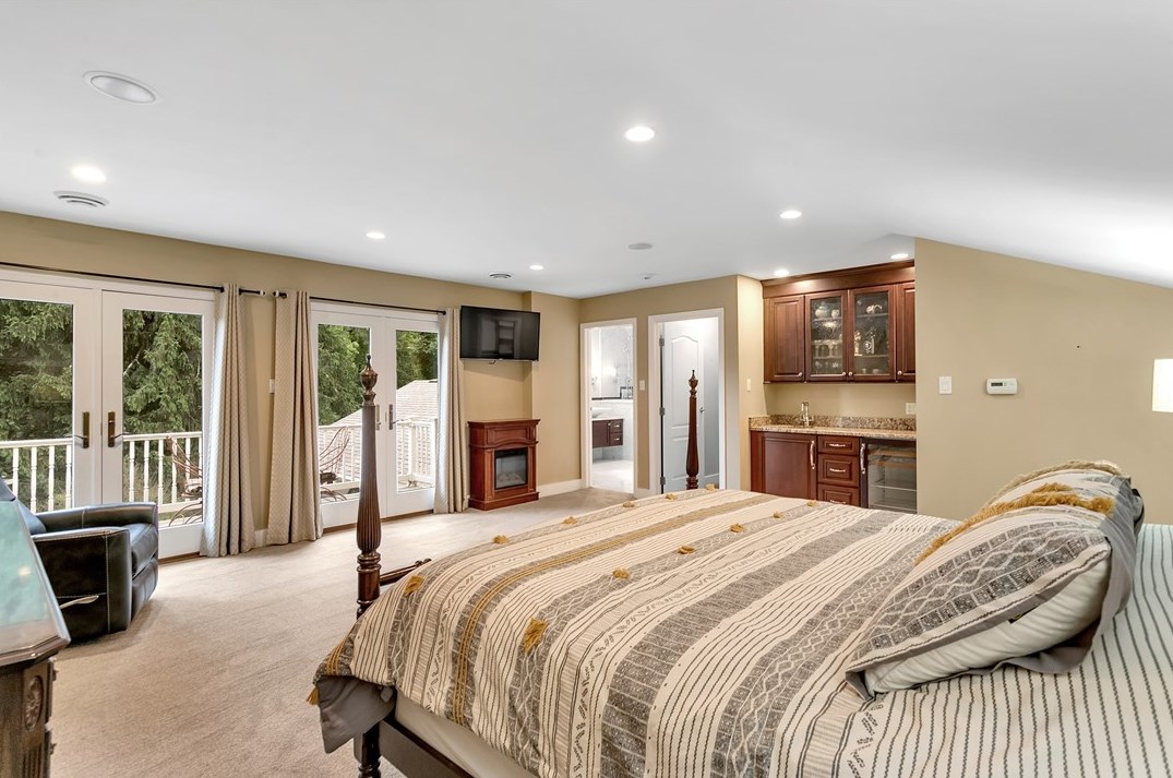 4901 Simmons Cir, Export PA  15632-9330 exterior