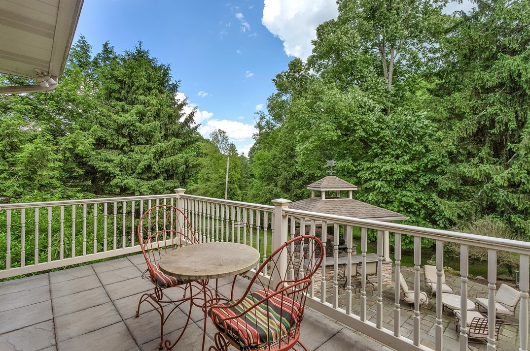 4901 Simmons Cir, Export PA  15632-9330 exterior