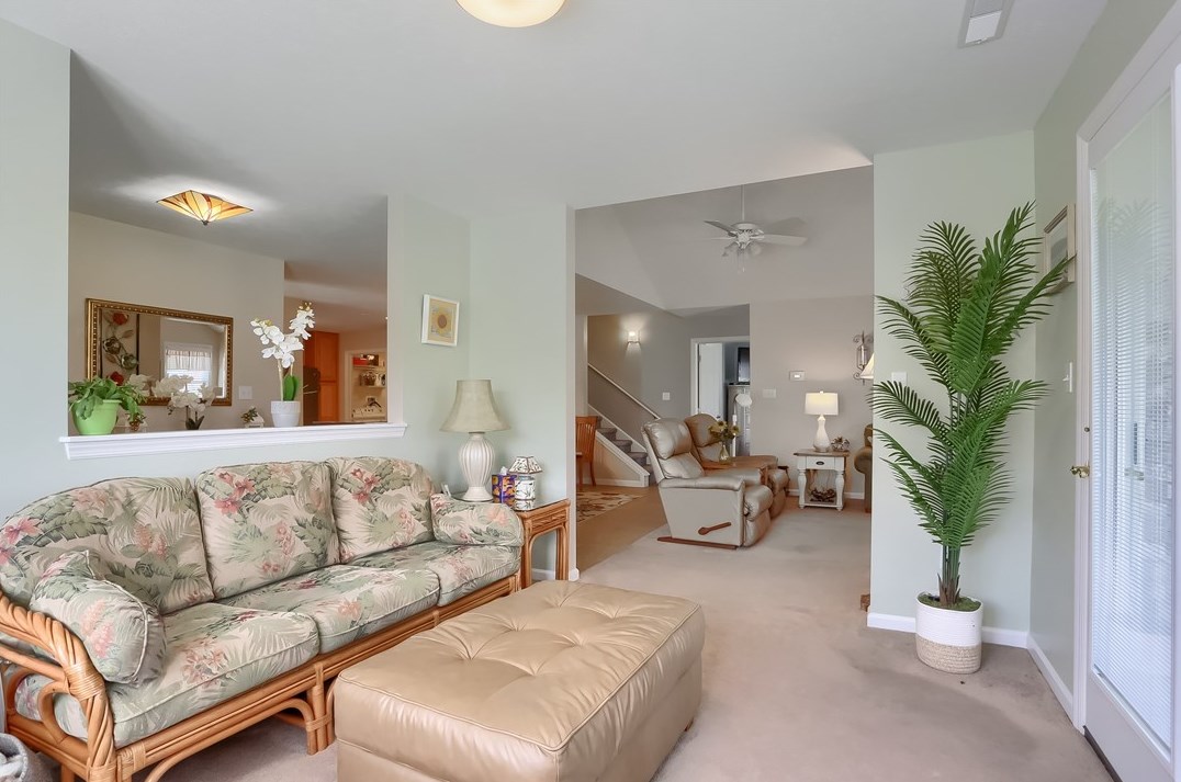 493 Stone Cliff Ln, Butler PA 16001-7302 exterior