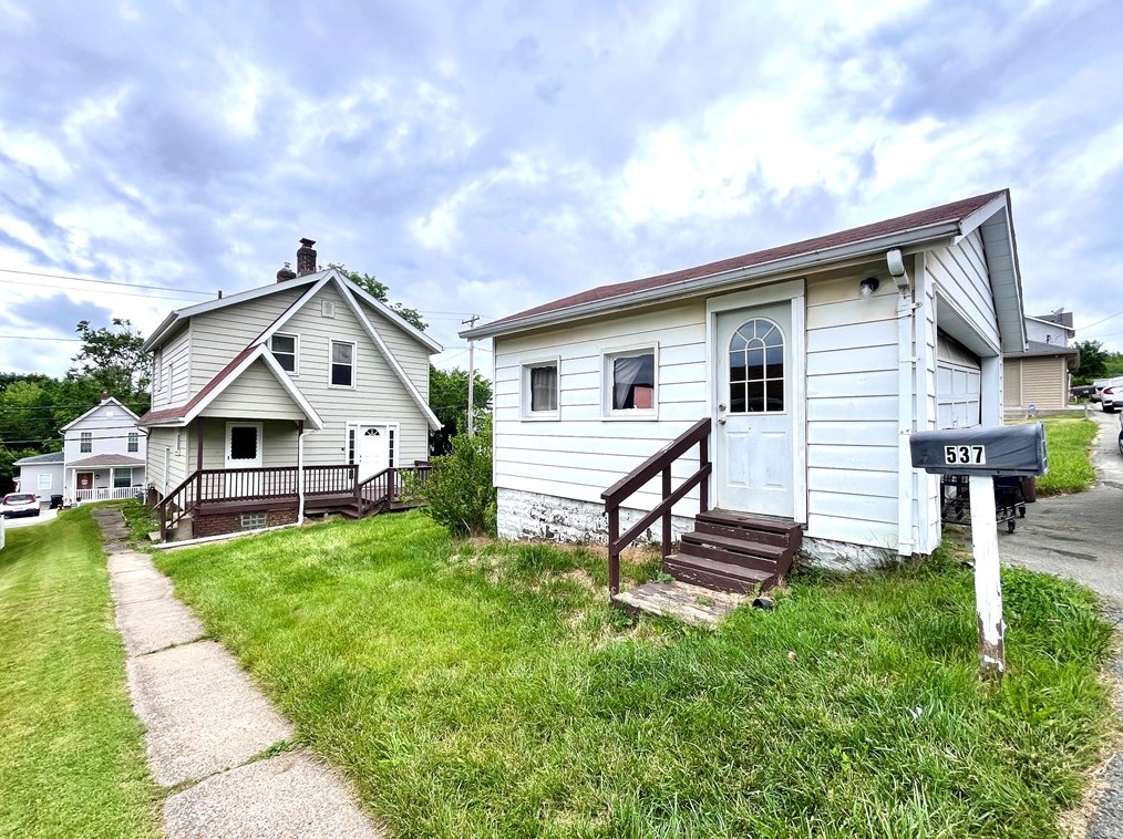 537 Virginia Ave, Rochester, PA 15074