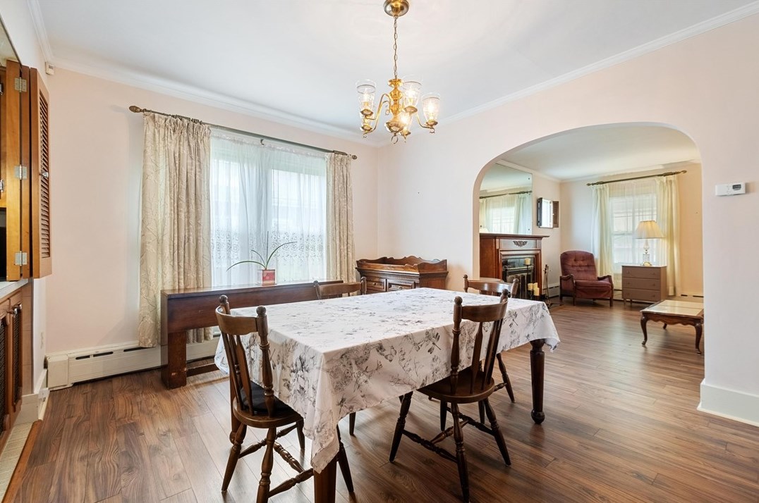 704 Louann St, Pittsburgh PA  15223-1024 exterior