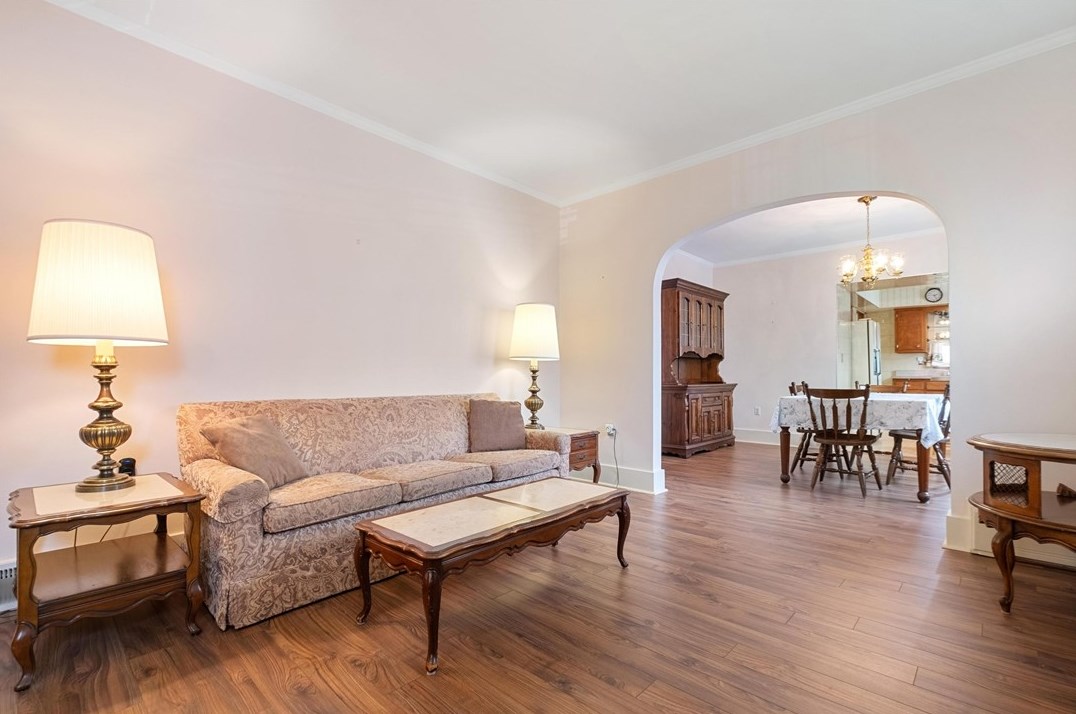 704 Louann St, Pittsburgh PA  15223-1024 exterior