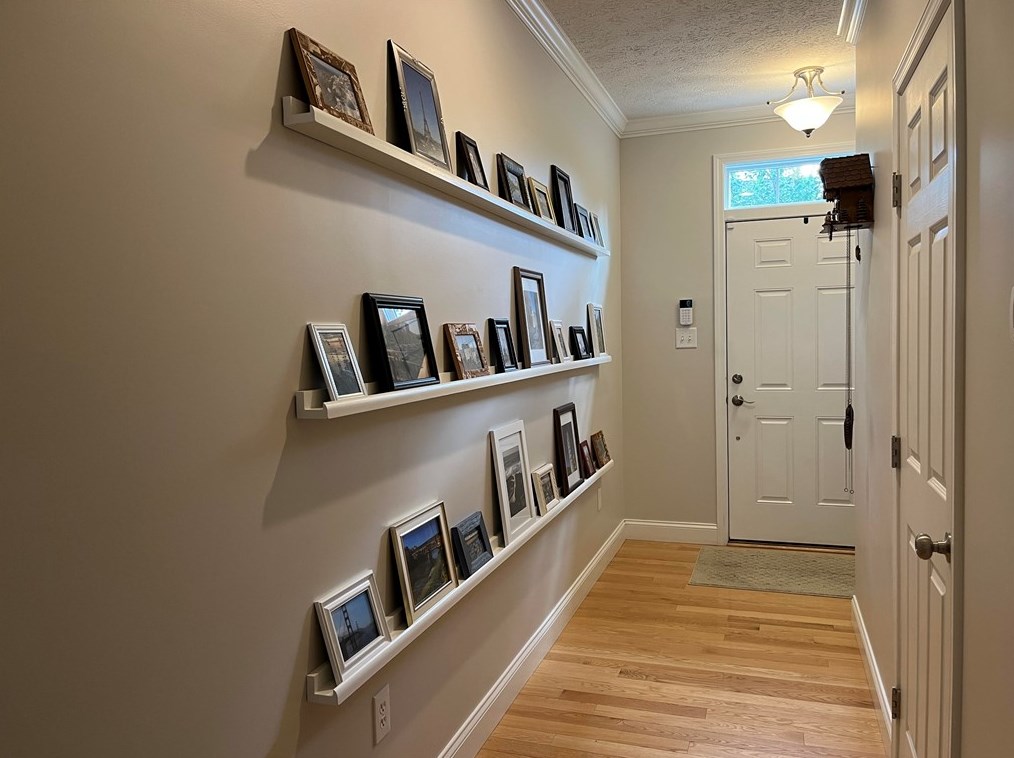 266 Maple Ridge Dr, Canonsburg, PA 15317-7300