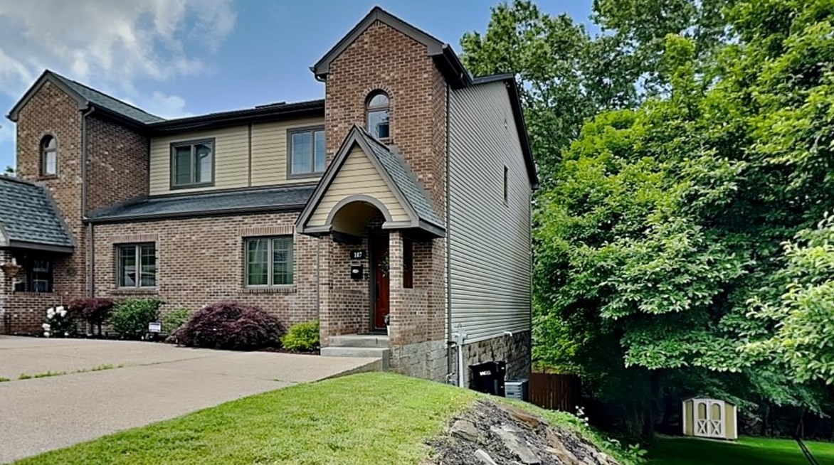 107 Georgetown Ave, Pittsburgh, PA 15229-1549