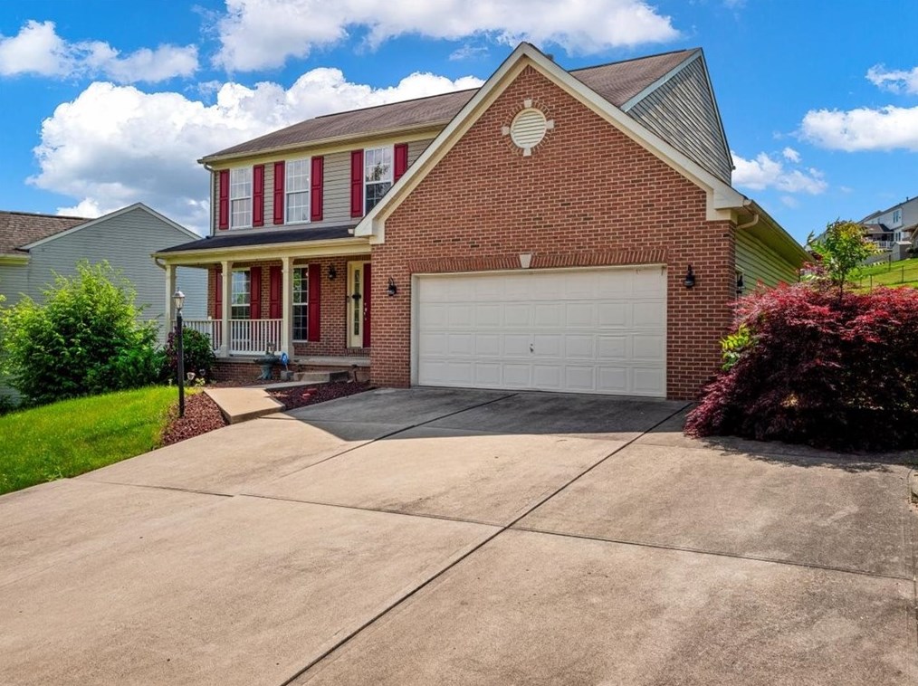 182 Valley View Dr, North Belle Vernon, PA 15012-9614