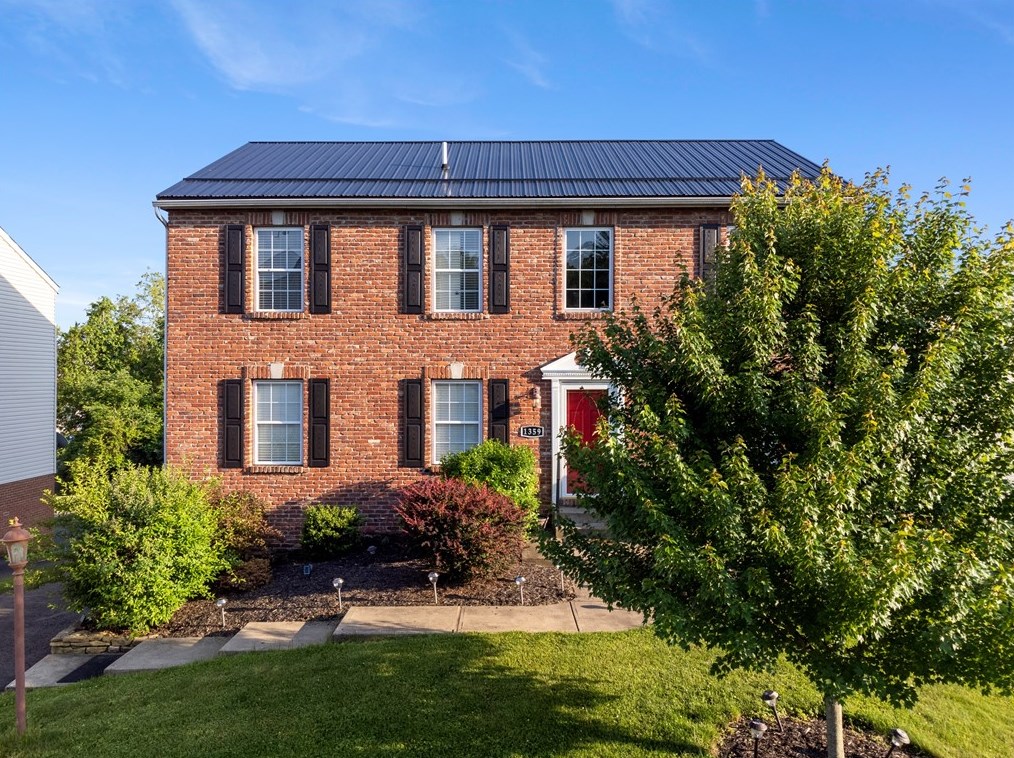 1359 Lucia Dr, Canonsburg, PA 15317