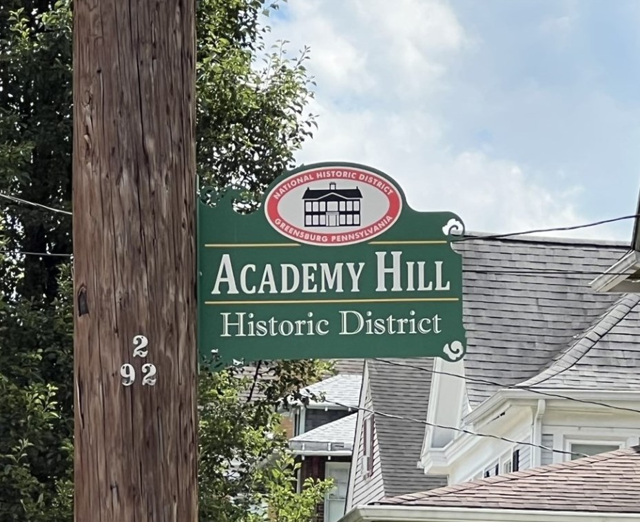 41 Grant St, Greensburg PA  15601-1833 exterior