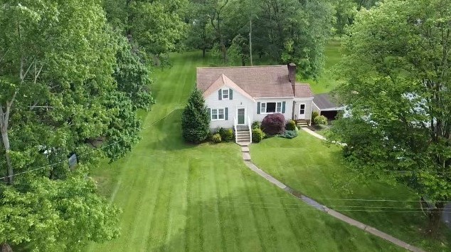 22 Buena Vista Way, New Castle, PA 16105