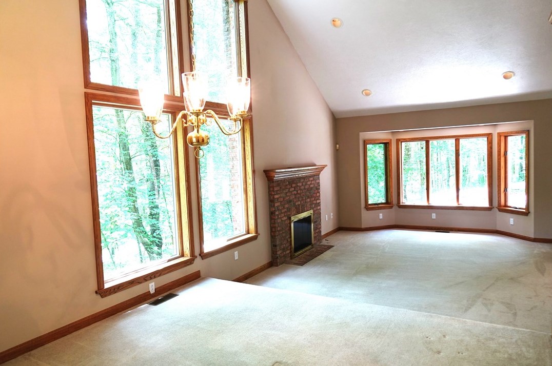 170 Evans Rd, Butler, PA 16001-1992