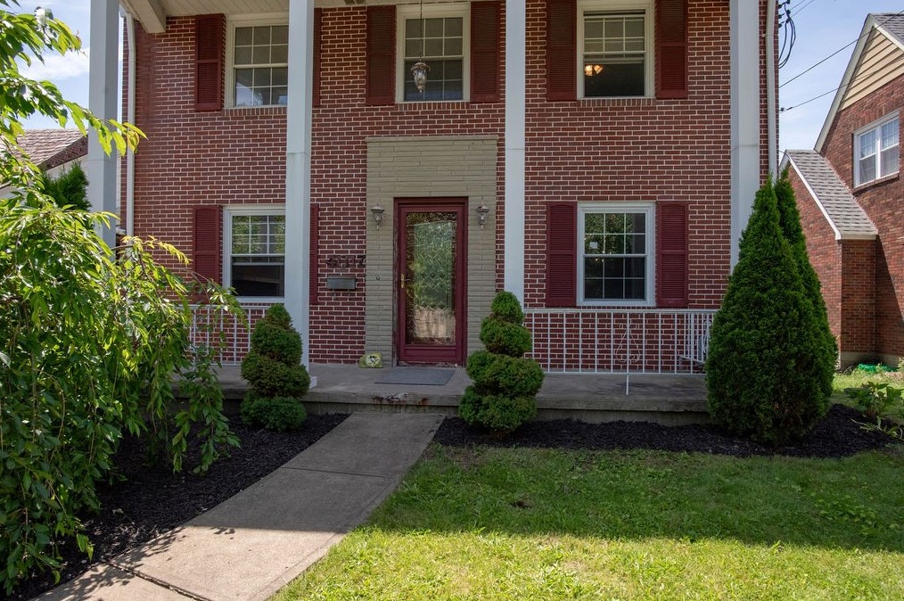 4017 Lawnview Ave, Pittsburgh, PA 15227-3235