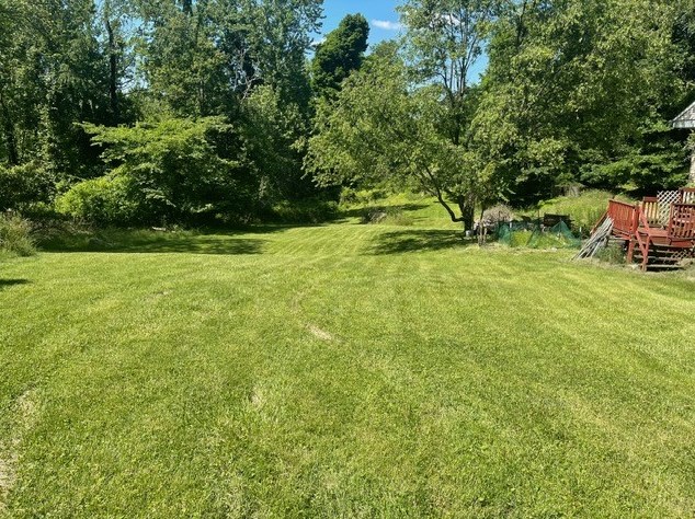 137 Sycamore Dr, Penn Hills, PA 15235