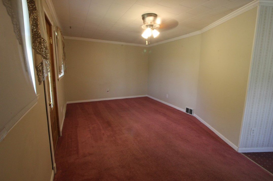 3246 Old Mcclellandtown Rd, Lamberton, PA 15458
