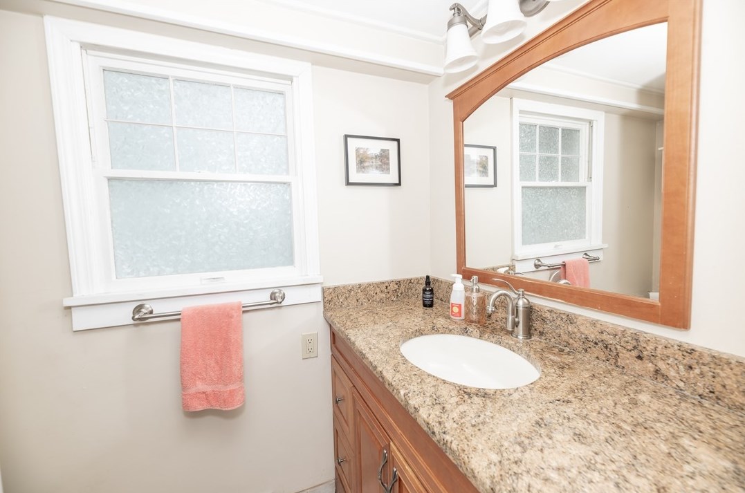 530 6 St, Indiana PA 15701-1204 exterior