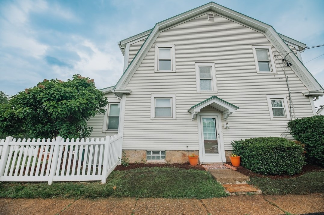 530 6th St, Indiana PA  15701-3120 exterior