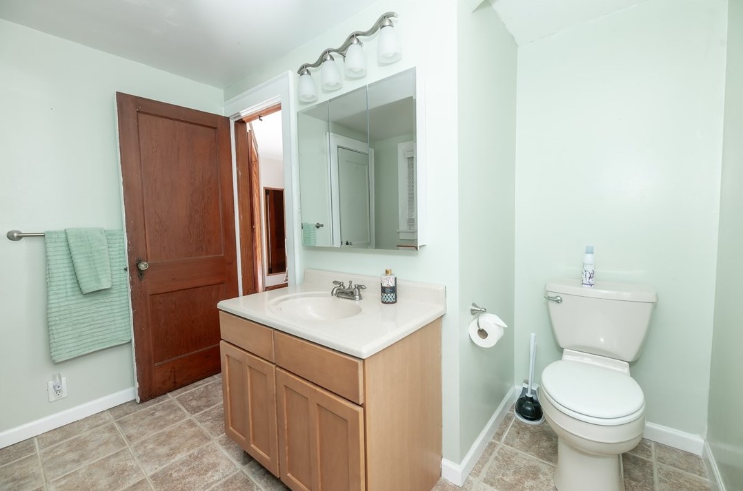 530 6 St, Indiana PA 15701-1204 exterior