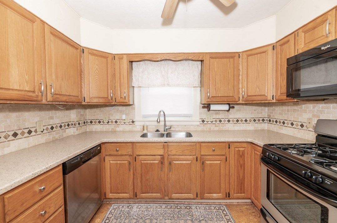 530 6 St, Indiana PA 15701-1204 exterior