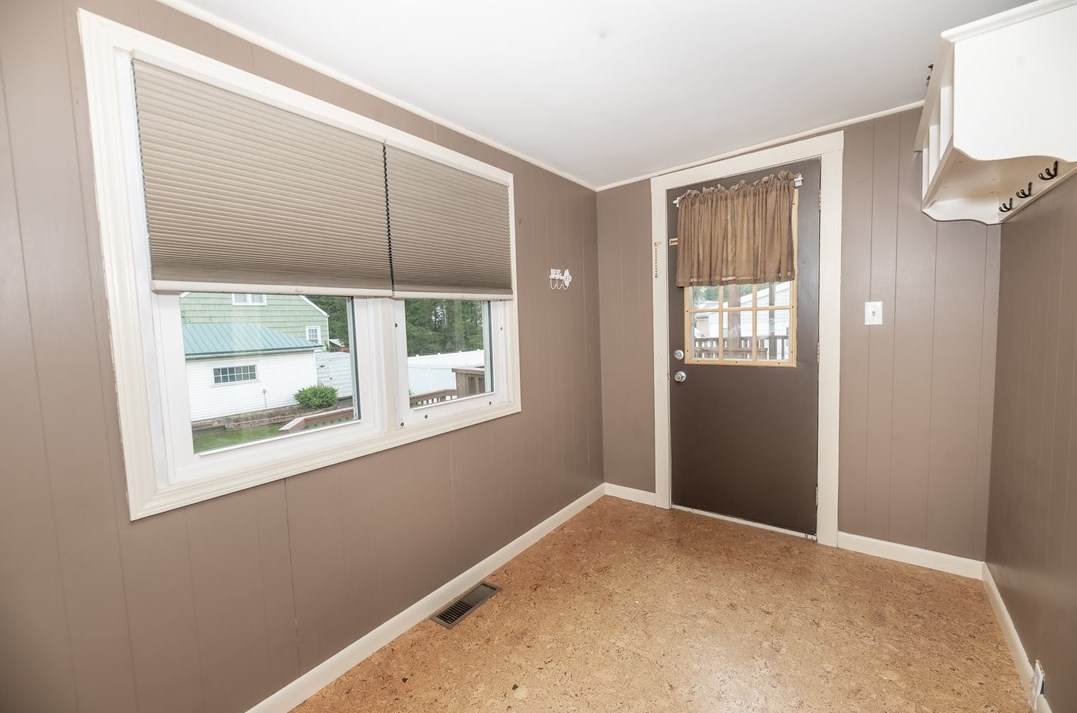 530 6 St, Indiana PA 15701-1204 exterior