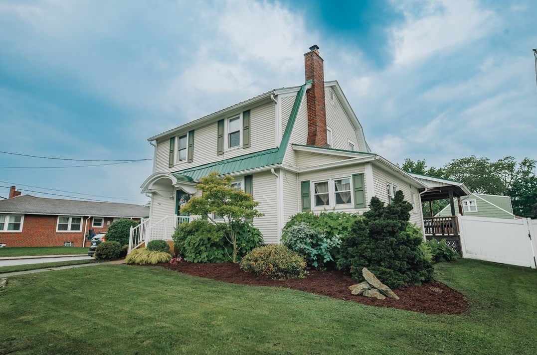 530 S 6th St, Indiana, PA 15701