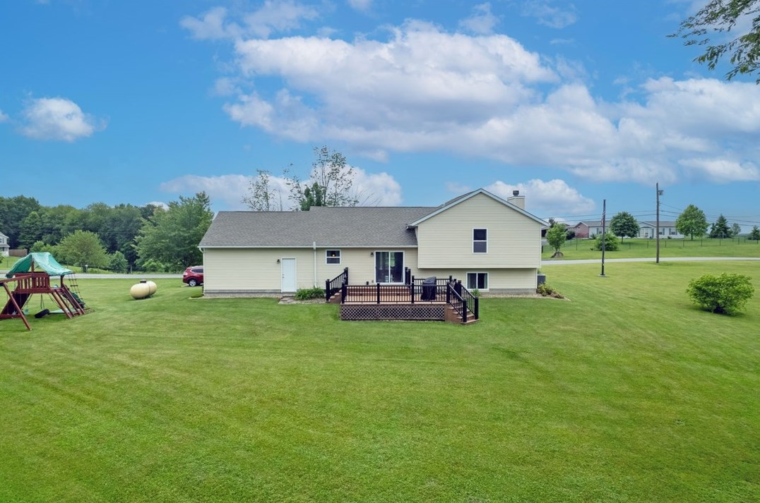 262 Wildwood Rd, Midland, PA 15059