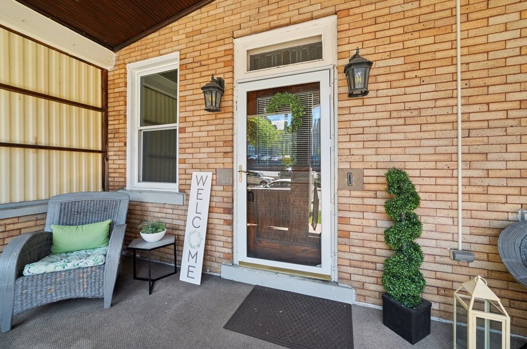 1246 Peermont Ave, Pittsburgh, PA 15216-2228