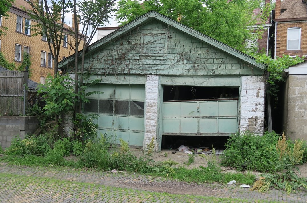 8010 Susquehanna St, Pittsburgh PA  15208-2233 exterior