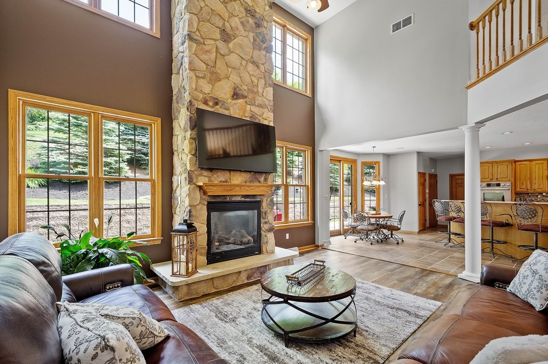 17 Kingswood Ct, Washington PA 15301-9600 exterior