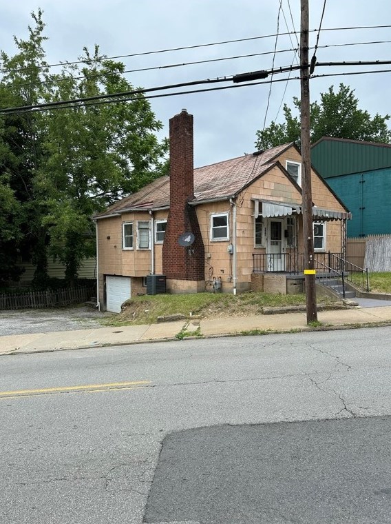 509 Center Ave, Butler, PA 16001-6565