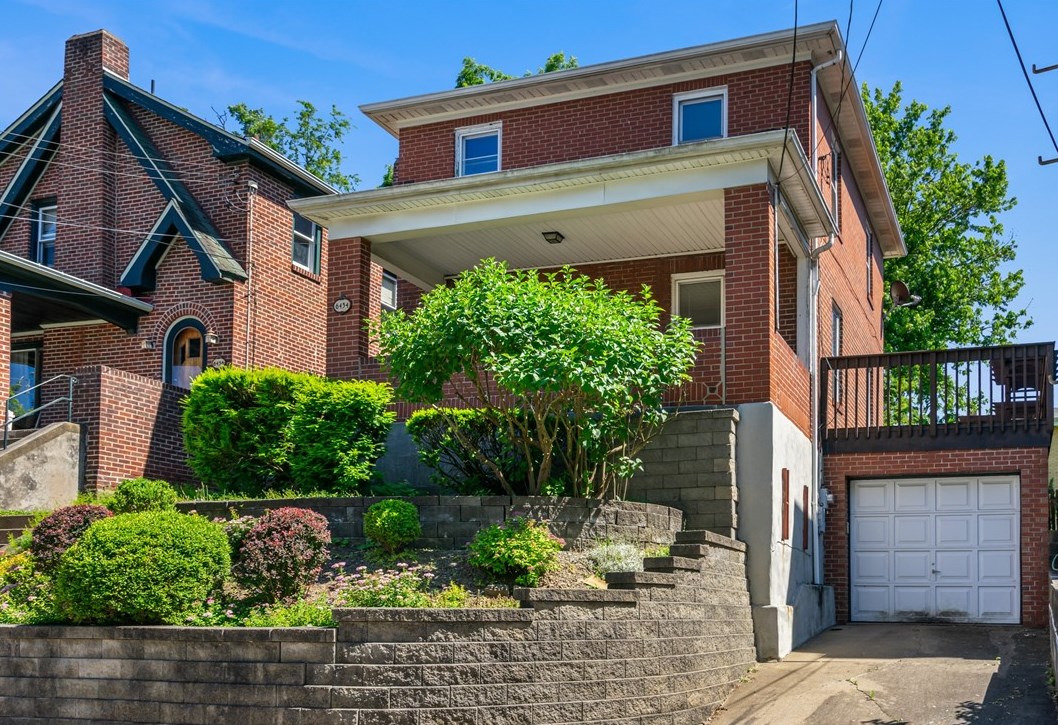6434 Rosemoor St, Pittsburgh, PA 15217-3024