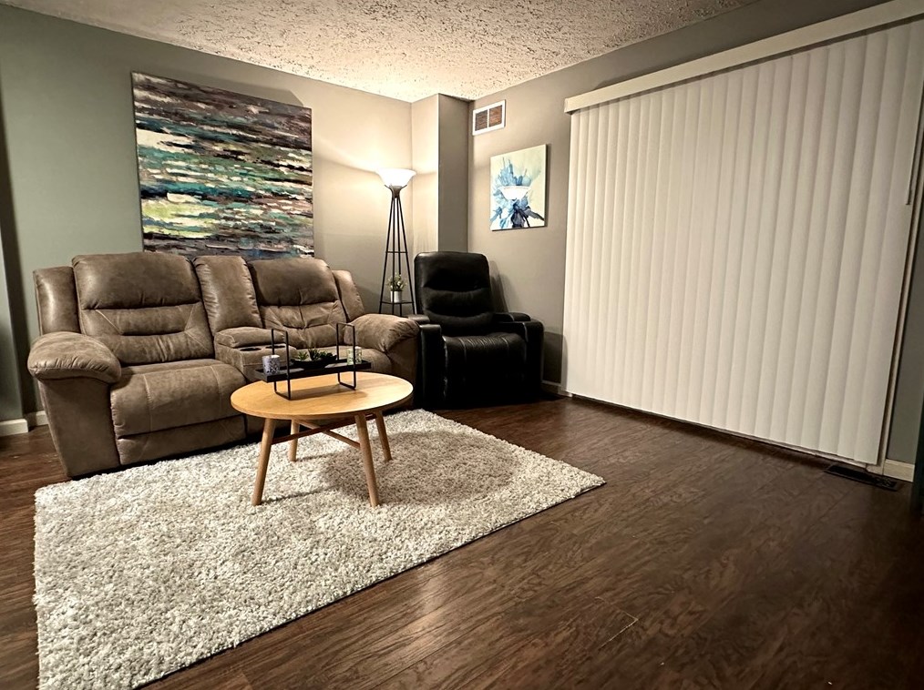 142 Woodhaven Dr, Seven Fields, PA 16046
