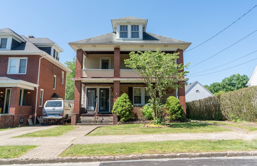 325 Elizabeth St, Oliphant Furnace, PA 15401-2743