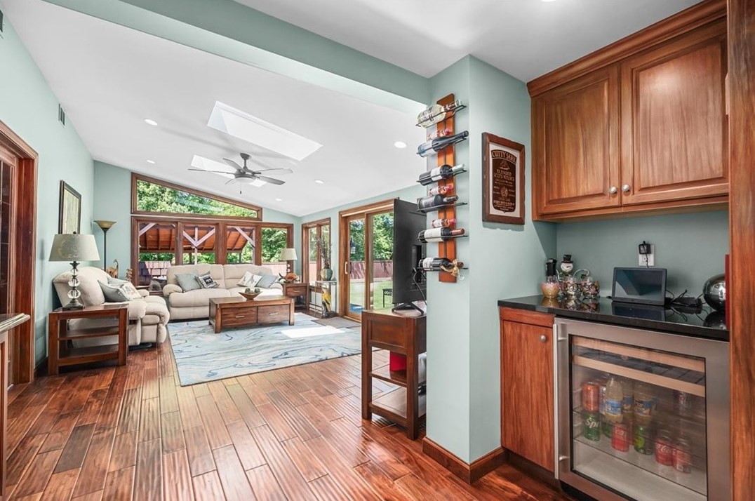 2350 Morrow Rd, Pittsburgh PA 15241-3318 exterior