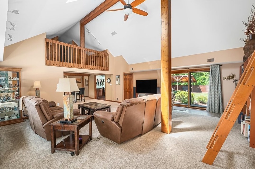 2350 Morrow Rd, Pittsburgh PA 15241-3318 exterior