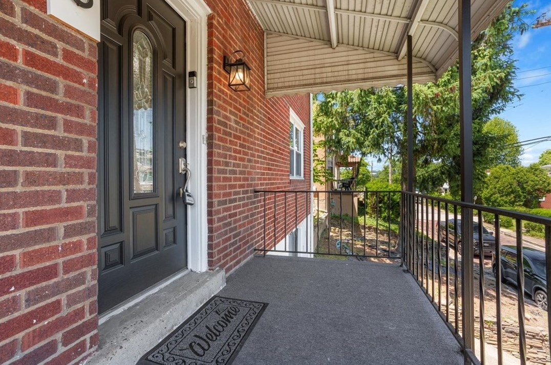 906 Jefferson St, Mckeesport, PA 15132-1624