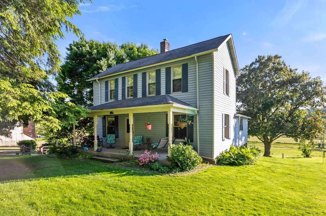 190 Badger Hill Rd, Portersville, PA 16051